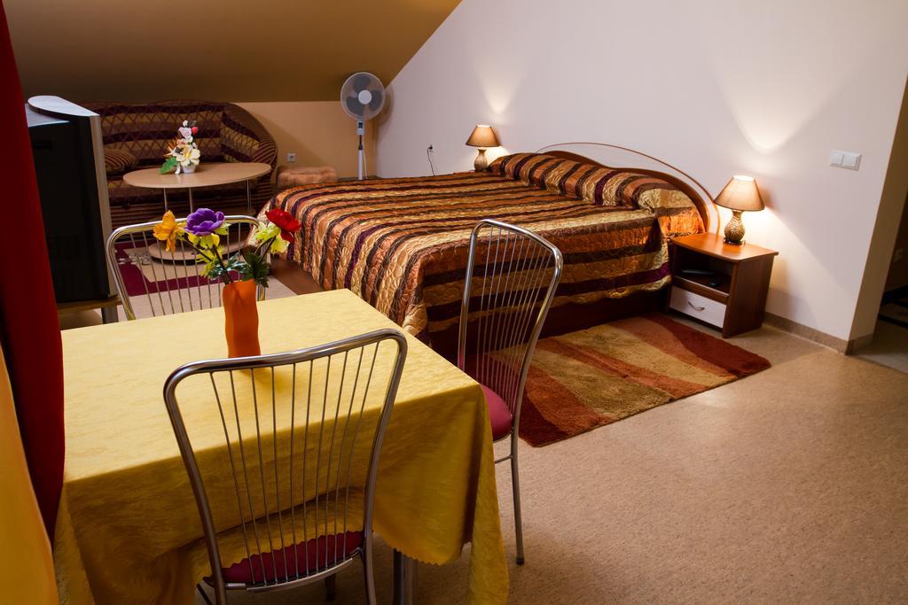 Po Juros Banga Hotel Palanga Bagian luar foto